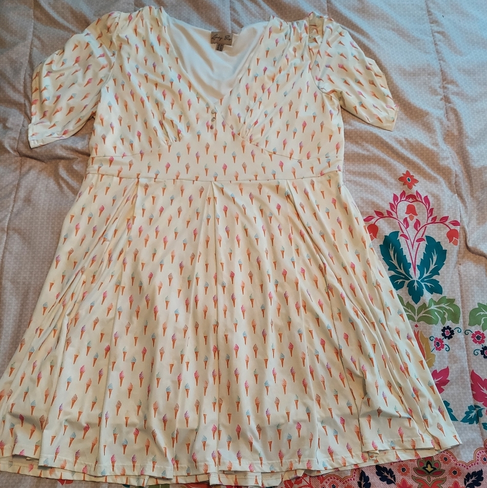 Lindy Bop 40s ivory ice cream cone print tea dress UK 24/US 20